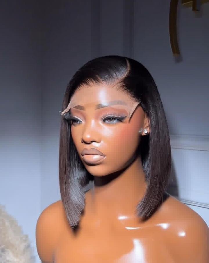Bone Straight Blunt Bob
R1400
